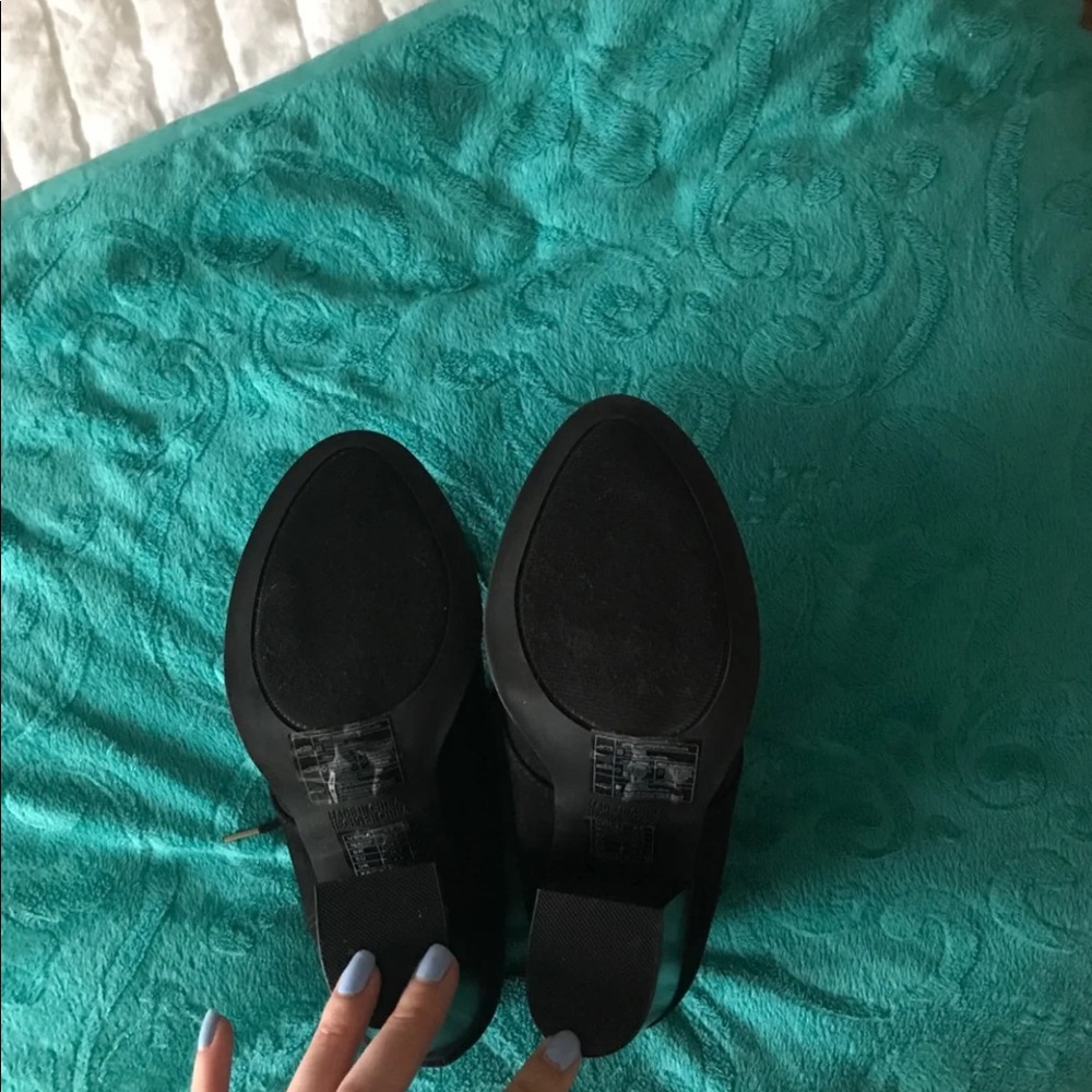 Booties - Picture 4 of 5